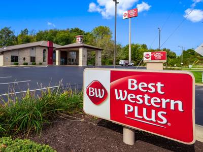Best Western Plus North Canton Inn & Suites - Bild 1