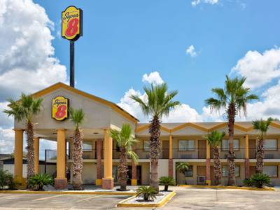 Super 8 by Wyndham Breaux Bridge - Bild 1