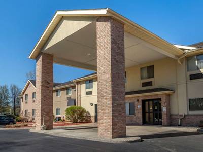 Comfort Inn & Suites - Bild 1