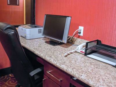 Comfort Inn & Suites Trussville I-59 Exit 141 - Bild 1