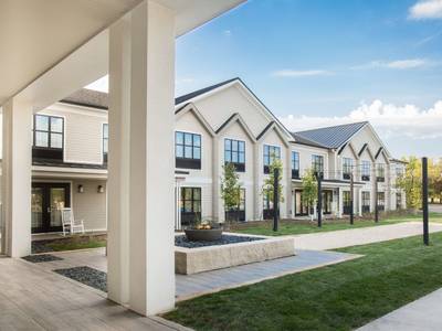 Hotel Renovo Des Moines Urbandale, Tapestry Collection Hilton - Bild 1