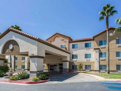 Comfort Suites Bakersfield - Bild 1