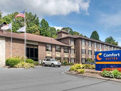 Comfort Suites Boone - University Area - Bild 1
