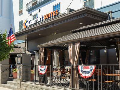 Comfort Suites Carlisle - Bild 1