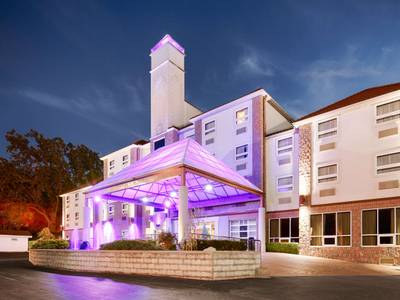 Best Western Plus Sandusky Hotel & Suites - Bild 1
