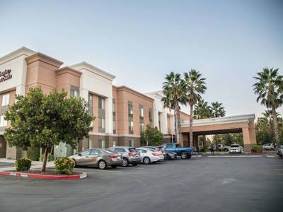 Hampton Inn & Suites Lathrop - Bild 1