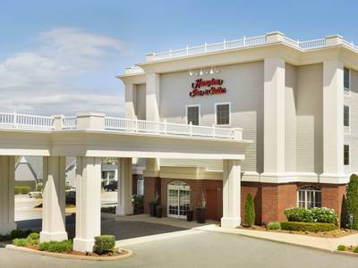 Hampton Inn & Suites Newport Middletown - Bild 1