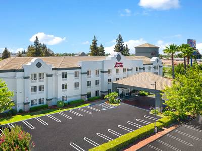 Hampton Inn & Suites Modesto-Salida - Bild 1