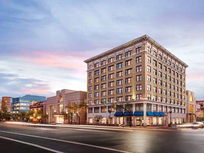 Hampton Inn and Suites Ogden - Bild 1