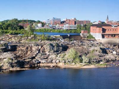 Hilton Garden Inn Auburn Riverwatch - Bild 1