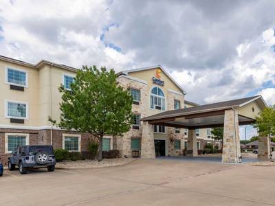 Comfort Inn & Suites - Bild 1