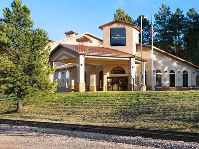 Holiday Inn Express & Suites Hill City - Mt. Rushmore Area - Bild 1