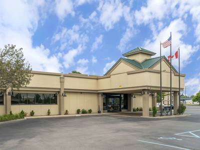 Quality Inn & Suites Monroe - Bild 1
