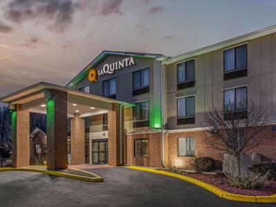 La Quinta Inn & Suites by Wyndham Norwich-Plainfield-Casino - Bild 1