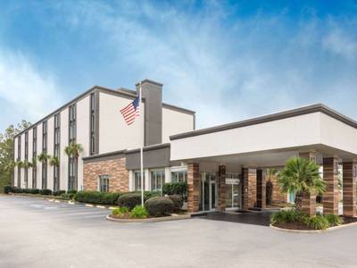 Wyndham Garden Summerville - Bild 1