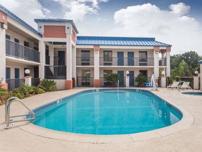 Days Inn by Wyndham Chiefland - Bild 1