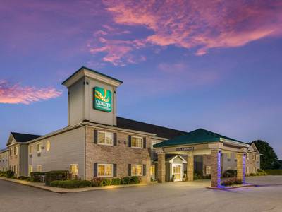 Quality Inn & Suites Hendersonville - Flat Rock - Bild 1