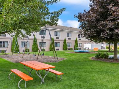 Comfort Inn Ludington - Bild 1