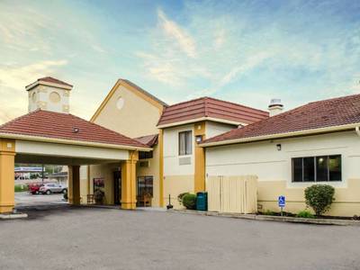 Quality Inn & Suites Medina – Akron West - Bild 1