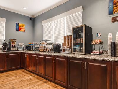 Best Western Teal Lake Inn - Bild 1