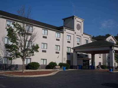 Baymont by Wyndham Portage Indiana Dunes - Bild 1