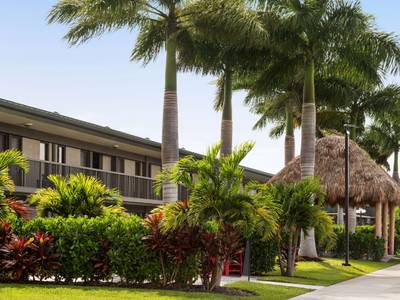 Ramada by Wyndham Sarasota Waterfront - Bild 1