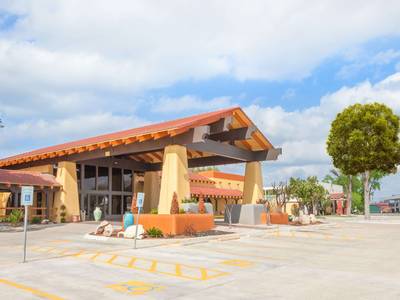 Days Inn by Wyndham Uvalde - Bild 1