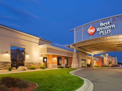 Best Western Plus Willmar - Bild 1