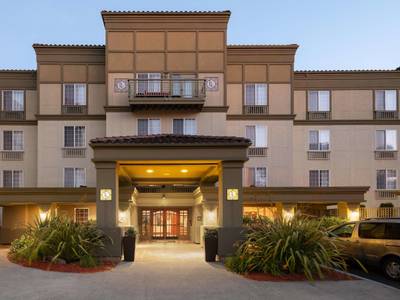 Larkspur Landing Campbell - Bild 1