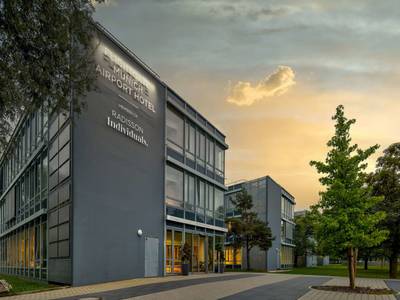 Flightgate Munich Airport Hotel, a member of Radisson Individuals - Bild 1
