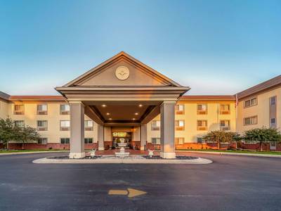 Quality Inn & Suites - Bild 1