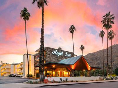 Royal Sun Palm Springs - Bild 1