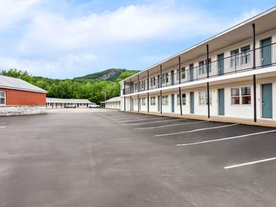 Quality Inn & Suites - Bild 1