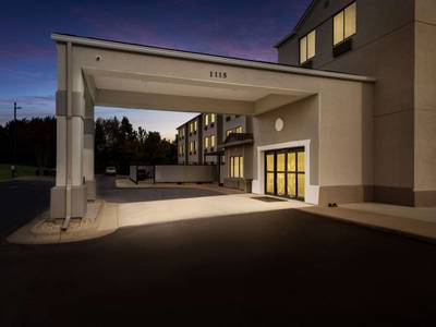 Sleep Inn Athens - Bild 1