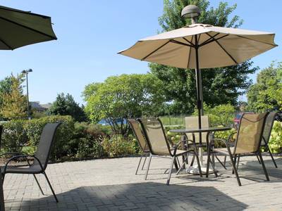 Hilton Garden Inn Addison - Bild 1