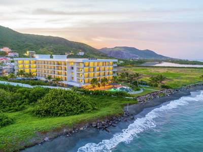 Koi Resort Saint Kitts, Curio Collection by Hilton - Bild 1