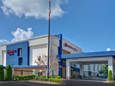 Hampton Inn Greenwood - Bild 1