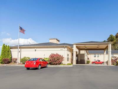 Quality Inn & Suites - Bild 1