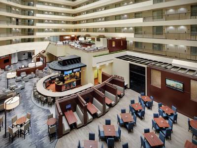 Embassy Suites by Hilton Detroit Troy Auburn Hills - Bild 1