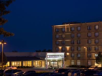 DoubleTree by Hilton Hotel Laurel - Bild 1