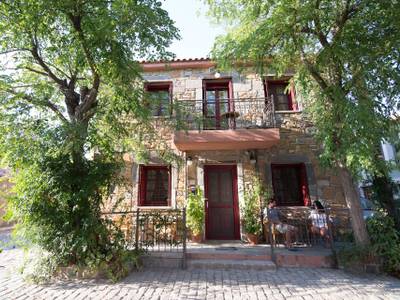 The Varos Residences Hotel - Bild 1