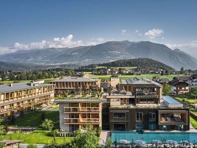 Falkensteiner Hotel Kronplatz - Bild 1