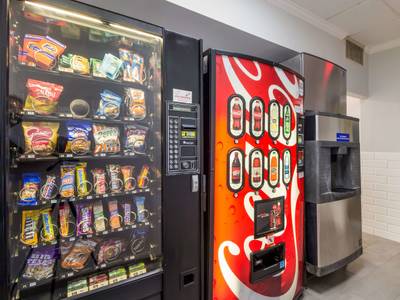 Motel 6 Groves - Bild 1