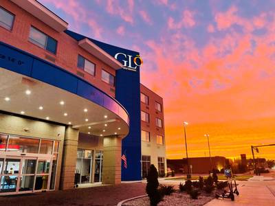 GLo Best Western Enid OK Downtown/Convention Center Hotel - Bild 1