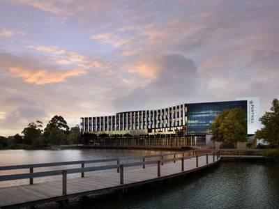 Punthill Caroline Springs - Bild 1