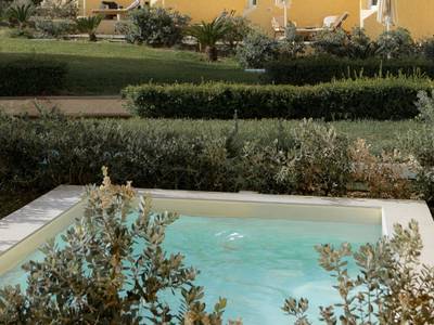 Mangia's Brucoli, Sicily, Autograph Collection - Bild 1