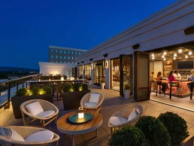 106 Jefferson Huntsville Curio Collection by Hilton - Bild 1