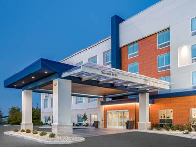 Hampton Inn by Hilton Bedford - Bild 1