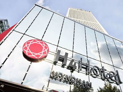 H4 Hotel Wyndham Paris Pleyel Resort - Bild 1