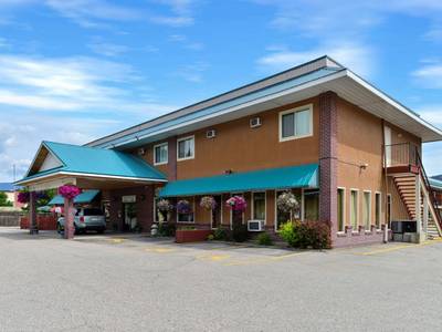Canadas Best Value Inn & Suites Castlegar - Bild 1